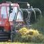 Pistenbully mit Greifarm